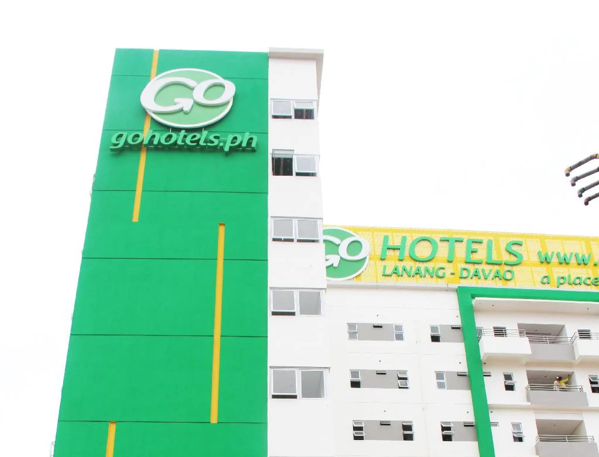 Go Hotels Lanang - Davao Stadt Exterior foto