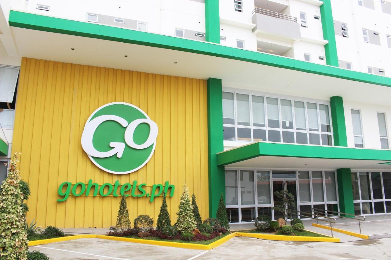 Go Hotels Lanang - Davao Stadt Exterior foto